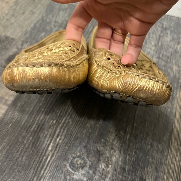 Lilly Pulitzer leather loafers flat shoes gold size 8.5 - Picture 7 of 10